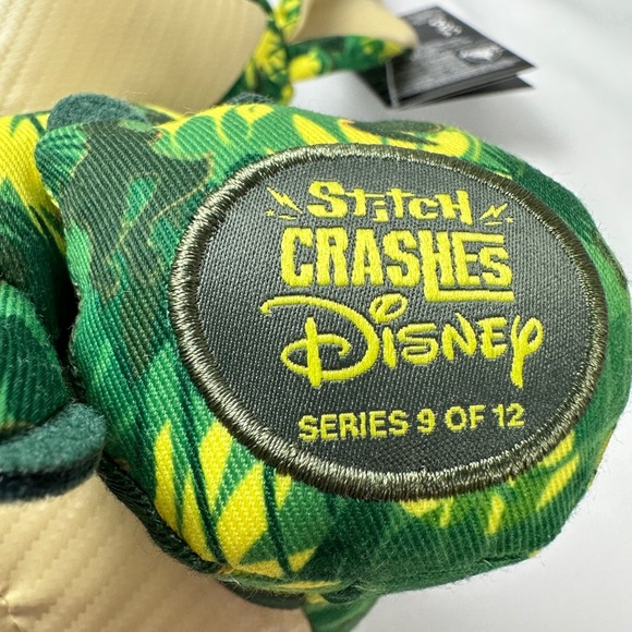 Brand New Stitch Crashes Disney Jungle Book (Limited Edition) - Picture 6 of 6